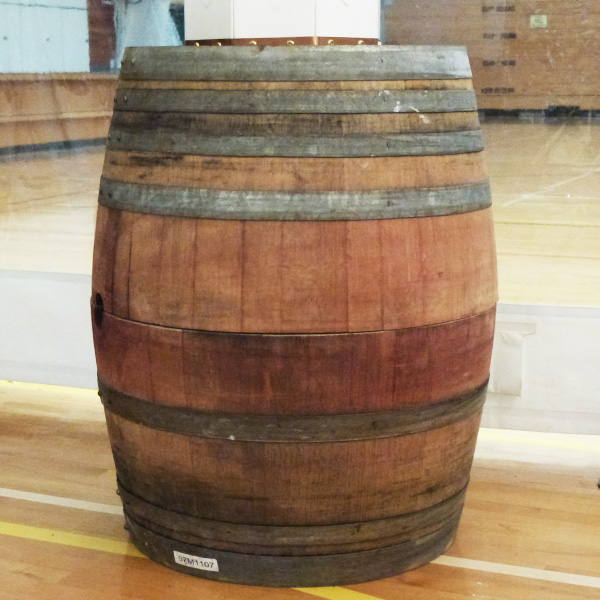 mi-half-wine-barrels